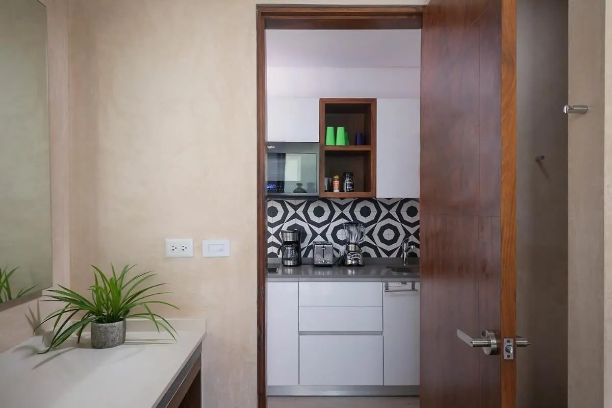 Panoramic 1-Br Studio,Garden, 360º Pool & Gym Tulum Mexiko