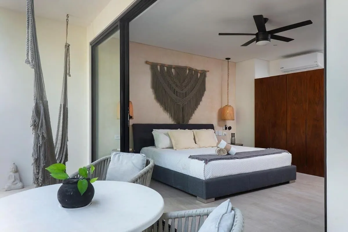 Panoramic 1-Br Studio,Garden, 360º Pool & Gym Tulum 0*,