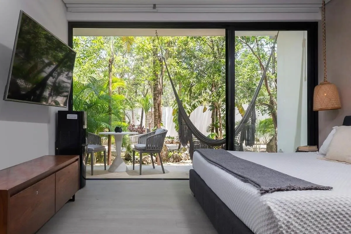 Panoramic 1-Br Studio,Garden, 360º Pool & Gym Tulum Mexico